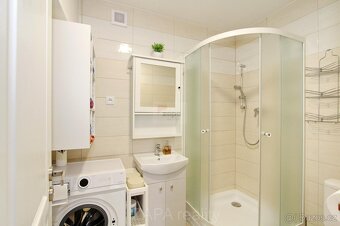 Prodej rodinného domu 4+1 159 m2 s pozemkem 316 m2, Neratovi - 12