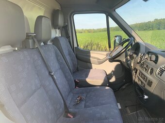 Mercedes benz sprinter 411 - 12