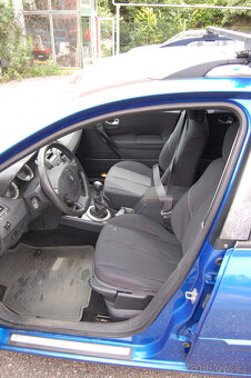 Renault Megane 2.0i 16V LPG - 12
