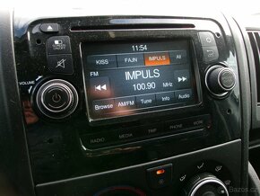 PEUGEOT Boxer 2.0 BlueHDi 120kW L3H2 - 7-míst - ČR - 12