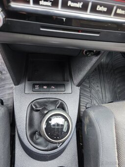 VW Touran 2.0 TDI - 12