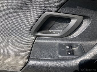 Skoda Fabia 2 1,4 16V, 63 kw r.2010 - 12