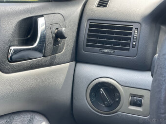 Škoda Octavia combi 1,9 TDI / 66Kw , r.v. 2000 - 12