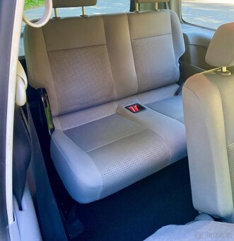 VOLKSWAGEN CADDY MAXI 1.9 TDI 77KW bez DPF 2010 7 miest - 12