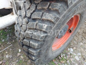 Bobcat T35 teleskopický manipulátor - 12