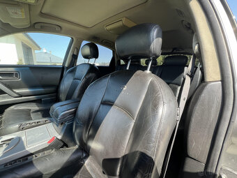 INFINITY FX35 3.5 206kW •Najeto 239tis/km - 12