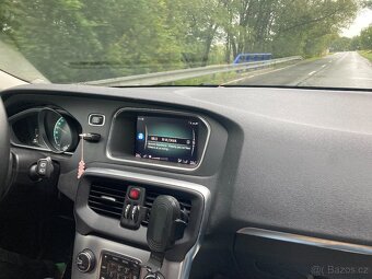 Volvo V40, 2018, 170tis km, kůže, TOP - 12