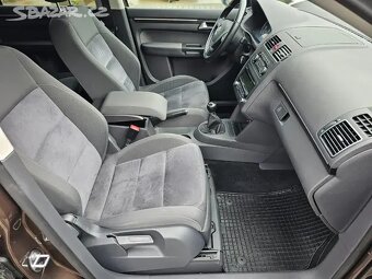 VW Touran 2.0 TDI 103W,1.Maj.159tis,Km,7.Míst,Highline,Tažné - 12
