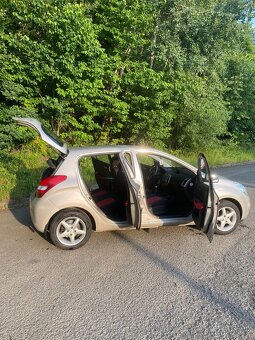 Hyundai i20 1.4i 2009 - 12
