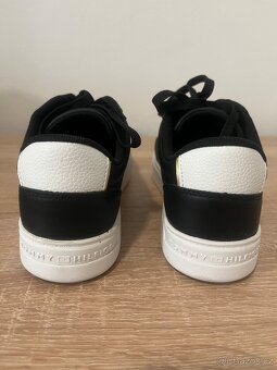 Tenisky Tommy Hilfiger - 12