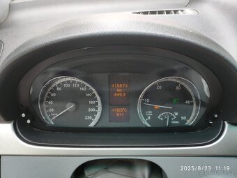 Mercedes Viano 2.2 CDI, LONG, 6 MÍST - 12