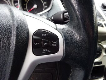 Ford Fiesta 1,4 i - 12