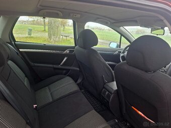 Peugeot 407 SW 2.0 HDI - 12