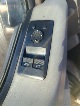 rodám Volkswagen T4 Multivan 1.9Td - 12