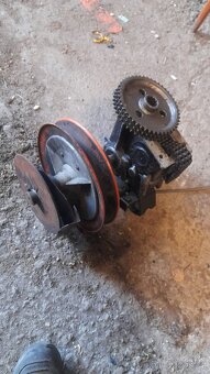 Sněžný skútr - 12