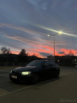 BMW e90 M-Packet 320i - 12