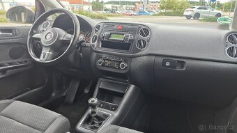 VW Golf 6 Plus 1.6 MPi - 12