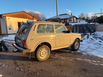 Lada Niva 4x4 1.7 + LPG - 12