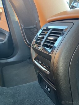 BMW IX3 Elektro - 12