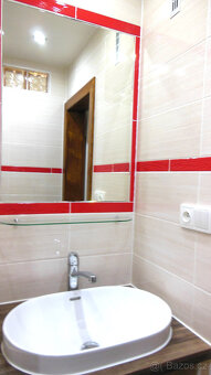 Prodej krásného bytu 1+1 s lodžií a zahradou 44 m² -Vinařská - 12