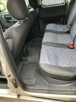Citroen Berlingo, 2.0 HDI  66 kW, Multispace - 12