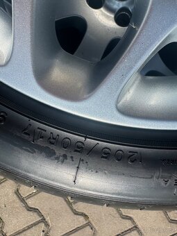 Litá kola 17” Ford s letními pneumatikami - 12