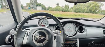 Mini Cooper One R51 - 12