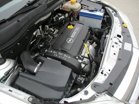 Opel Astra 1.6i 16v 85kW TWINPORT BEZ KOROZE 2010 - 12