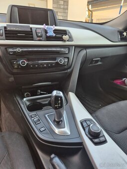 BMW 320D x-drive Gran turismo - 12