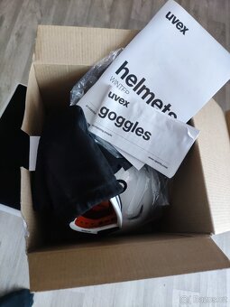 Dětská dívčí helma Uvex - 12