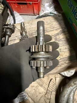 Čz 150C - převodovka - 12