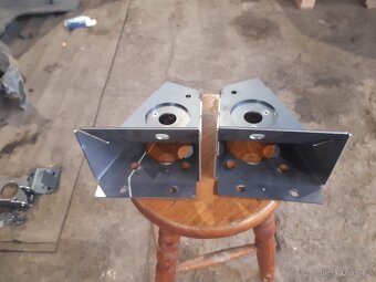 Rám - Rámy na Navara D22 / D40 / Hilux / L200 - 12