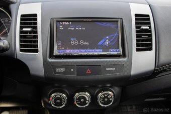 Mitsubishi Outlander 2.2 DI-D TC-SST Instyle - 12