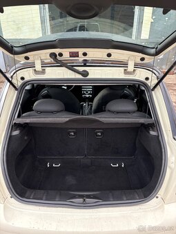 Mini Cooper 1.6 - 12
