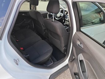 Ford Focus 1,0 Trend EcoBoost - 12