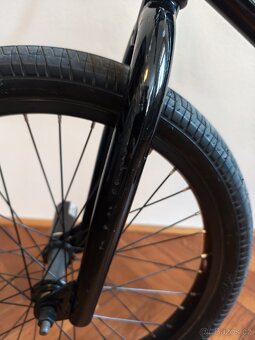 BMX Radio Revo 20 Pro – freestyle 20", velmi dobrý stav - 12