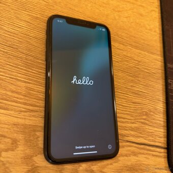 Apple iPhone XR 64gb - 12