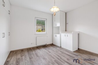 Prodej rodinného domu 94 m2, pozemek 1.027 m2 - 12