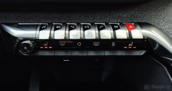 PEUGEOT 5008 96KW AUTOMAT TAŽNÉ ZAŘ. 7 MÍST SERVIS PEUGEOT - 12
