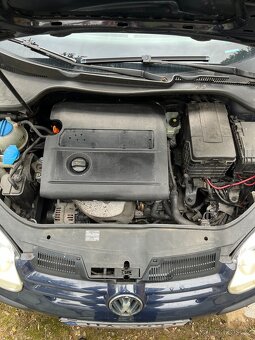 Volkswagen Golf 1.4 55kW | r.v. 2004 | STK 2027 | Velmi udrž - 12