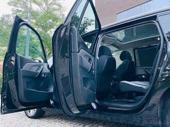 Citroën Grand C4 Picasso 2.0HDi AUTOMAT 7MÍST KAMERY TAŽNÉ - 12