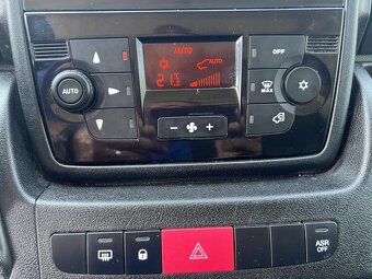 Prodám Fiat Ducato 2.3,130kw,8p,čelo,1.maj. - 12