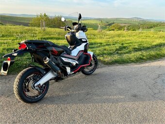 Honda x-adv 750 - 12