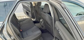 Ford Mondeo Kombi 2,0 TDi - 12