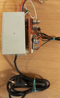 Síťový transformátor 230V~/ 15V~, 2x9V~ nebo 18V~ - 12