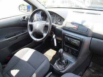 Škoda Octavia 1.6 i combi ČR 1.maj - 12