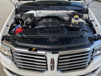 LINCOLN NAVIGATOR 3.5 V6 bi-TURBO—2017—LPG—7 mist—tažné 3.5t - 12