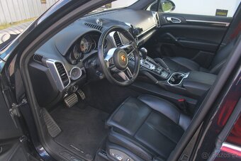Porsche Cayenne S Diesel V8 07/2015 EURO 5 - 12
