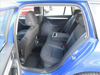 Škoda Octavia 2,0 TDI DSG,1.MAJITEL ČR - DPH - 12