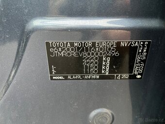 Toyota RAV4 2,2 D-4D LUX 110kW, originál servis, nebouraná - 12